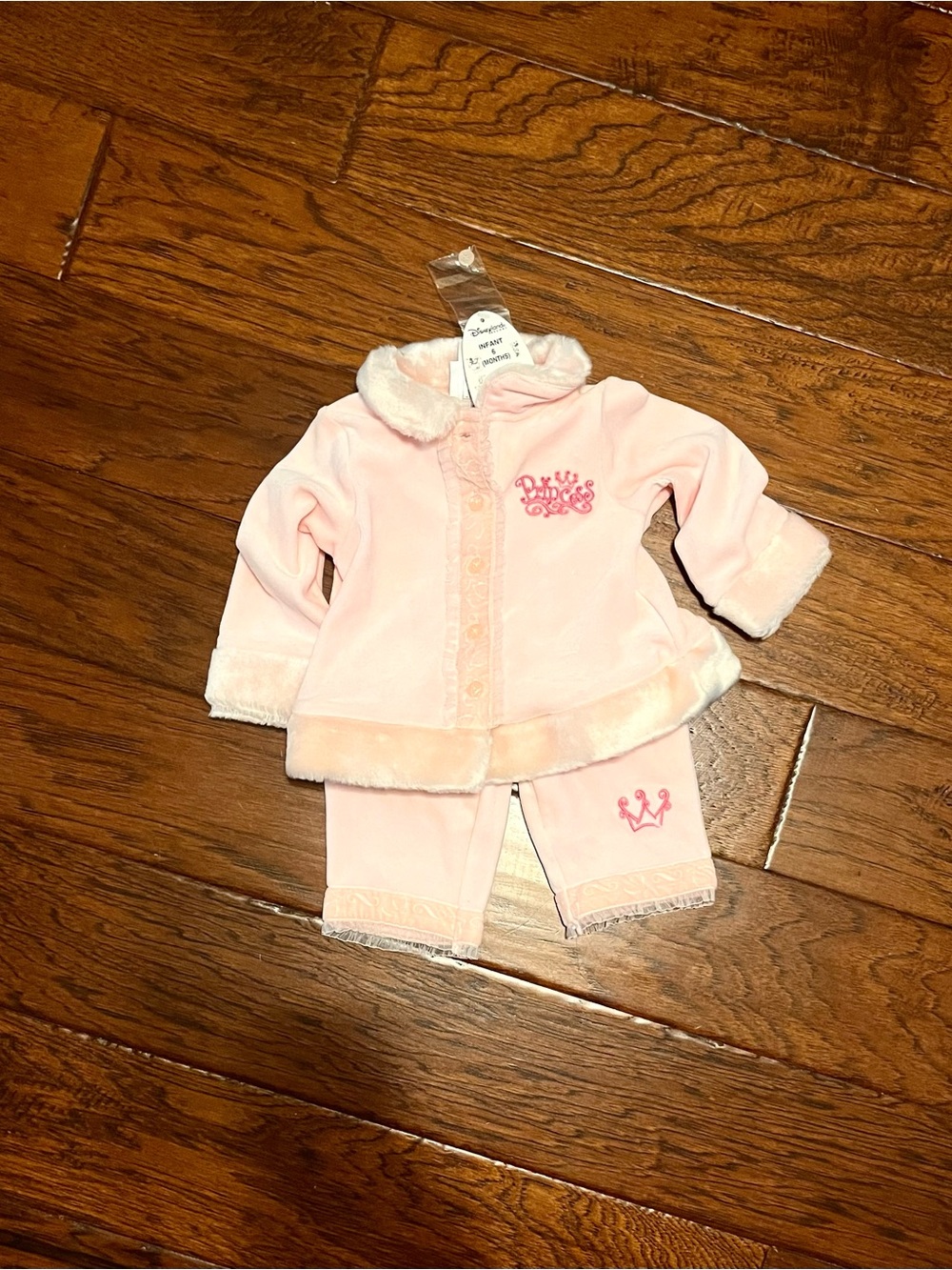 Official Disney Princess set NWT Sz 6 Mo